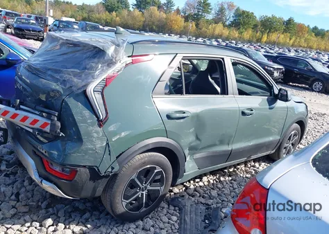 2023 Kia Niro Plug-In Hybrid Ex from USA, damaged, VIN KNDCS3LF6P5100464